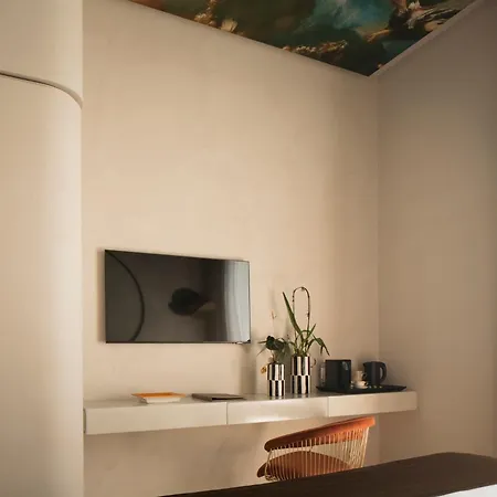 Demetra Luxury * Nápoly