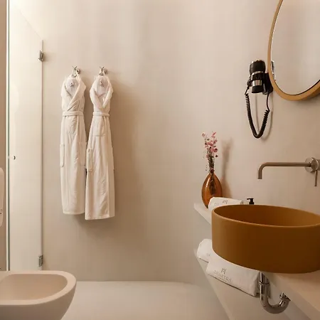 Demetra Luxury