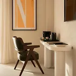 Demetra Luxury בית הארחה נאפולי